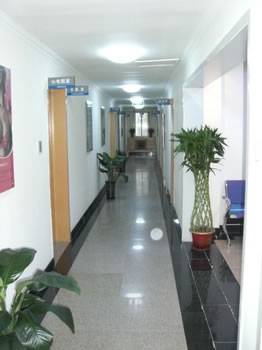 广州中山医科大学家庭医生整形美容医院广州家庭医生中心走廊