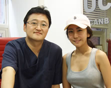 韩国UcanB整形外科医院电视剧演员金圣恩来访韩国UcanB整形医院