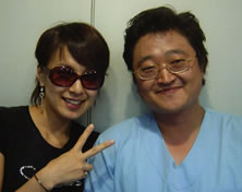 韩国UcanB整形外科医院歌手蔡妍来访韩国UcanB整形医院