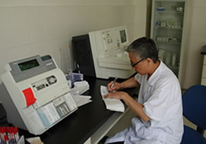 同济大学附属医院上海东方医院医疗美容科全自动凝血仪器