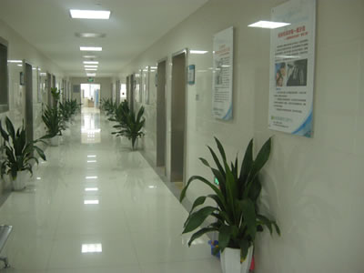 重庆新桥医院整形美容中心走廊