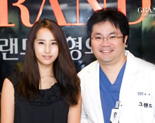 韩国高兰得整形外科医院演员Choi Eun与高兰得整形外科柳相旭院长合影