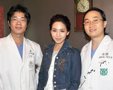 韩国丽珍整形医院演员李有丽来访韩国丽珍整形医院