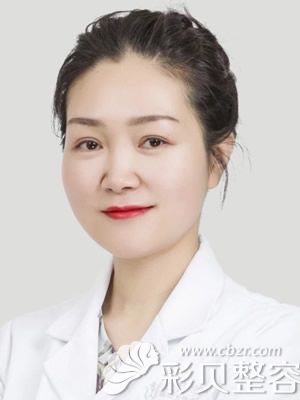 延安大学咸阳医院医疗美容整形科副主任医师黄蕾