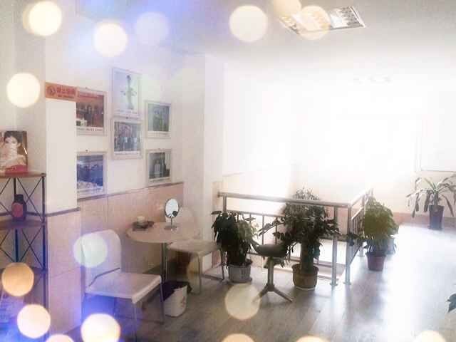 呼和浩特华美医疗美容诊所​等候区