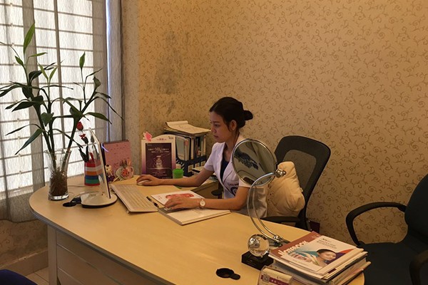 茂名华美美容医院医生咨询室