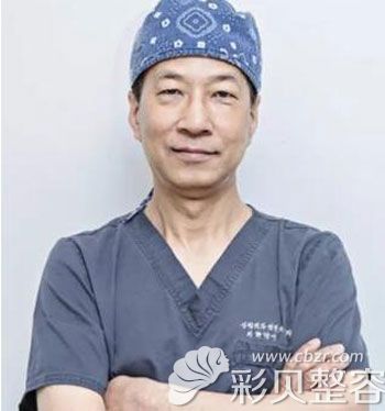 韩国纯真整形崔宰源院长
