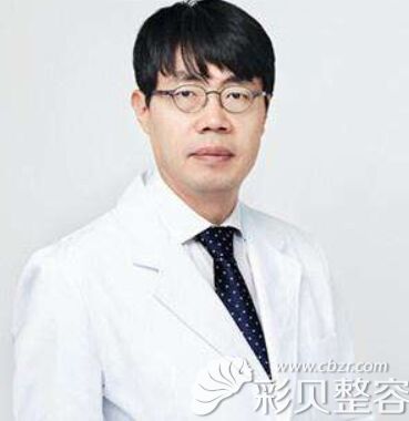 韩国艾恩整形院长朴宰贤