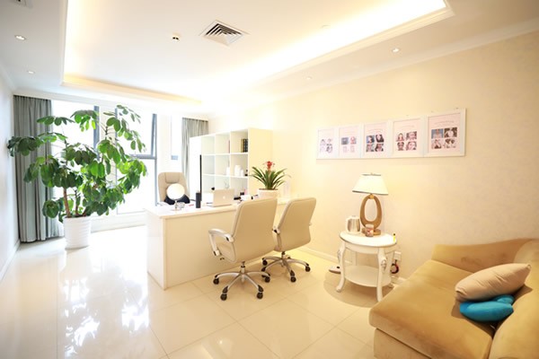 昆明梦想医疗美容医院咨询室