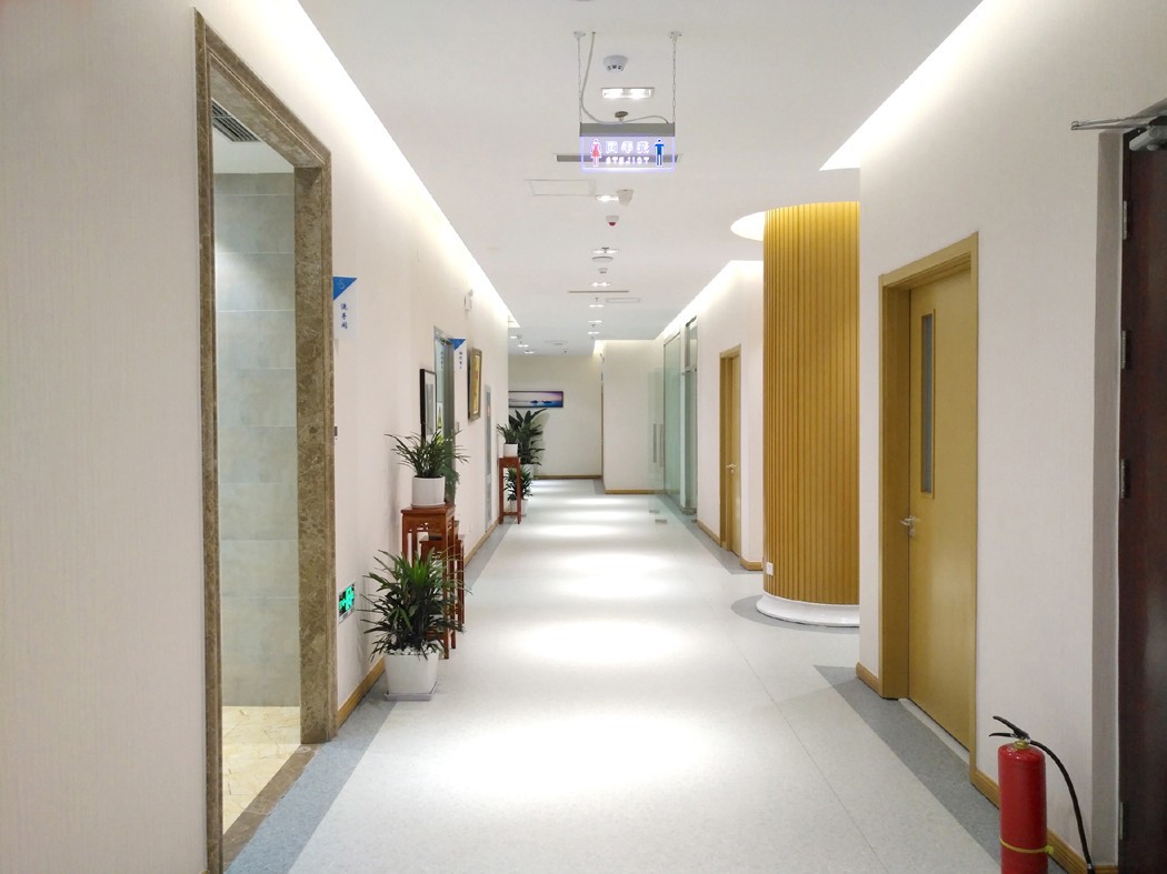 北京世济医疗美容医院走廊