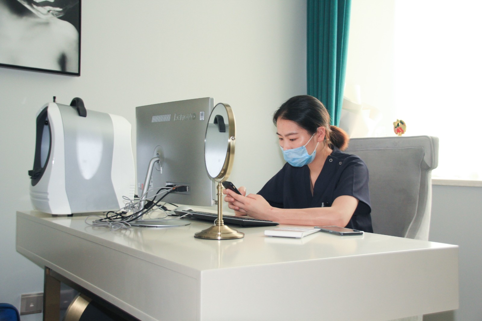 金华令颜综合门诊部医生办公室