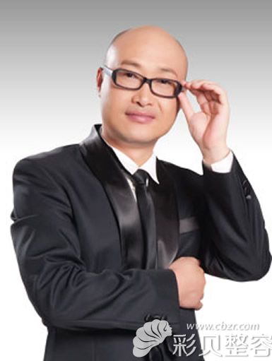 武汉柠悦鼻综合整形医生聂忠