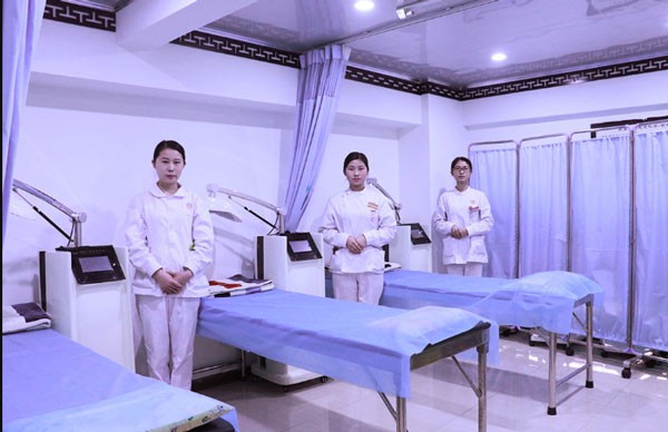 广州肤康皮肤科医院皮肤治疗室