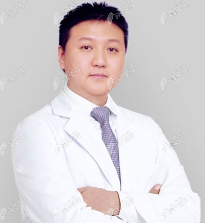 北京美憬整形朱昊医生
