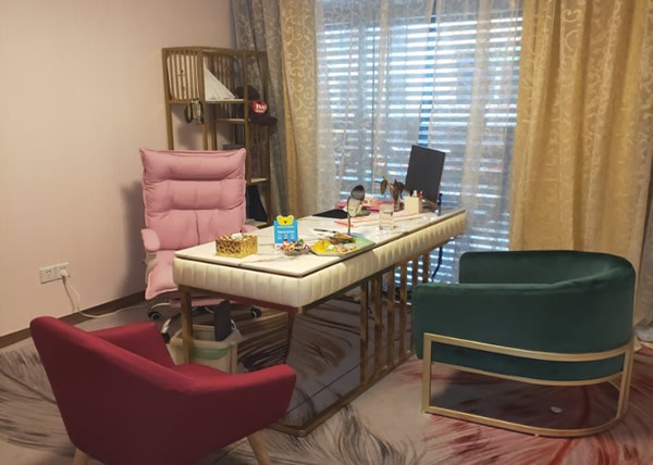 中山曙光医疗美容门诊部面诊室