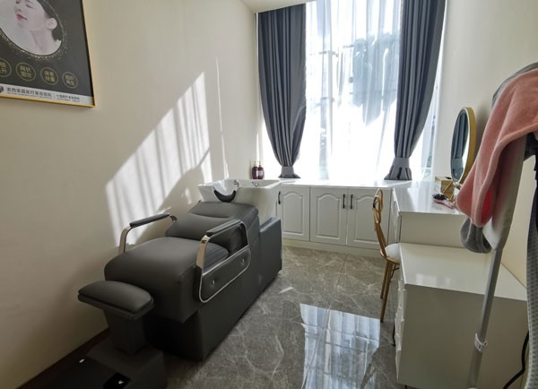 长春麦西美嘉医疗美容门诊部化妆间