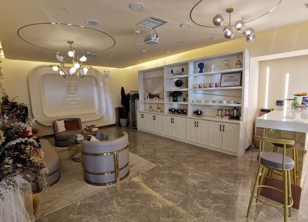 长春麦西美嘉医疗美容门诊部休息区