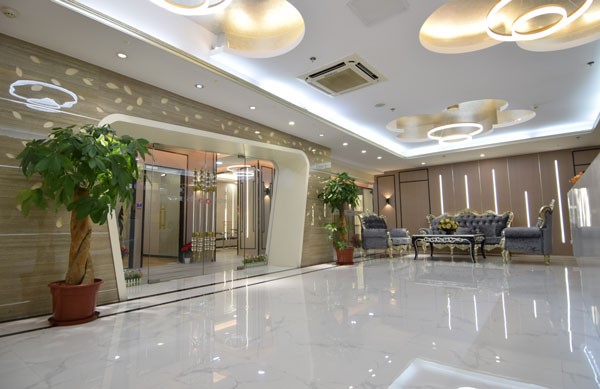 福州新世纪整形外科门诊部大厅环境