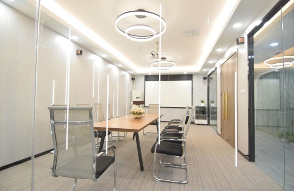 福州新世纪整形外科门诊部会议室