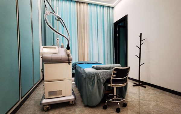 恩施美年华整形外科医院皓雪脱毛仪