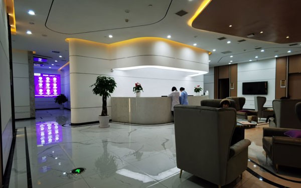 恩施美年华整形外科医院二楼皮肤科护士站