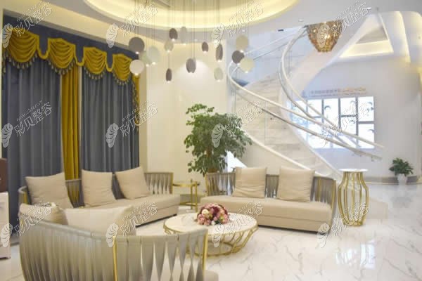 荆州华美整容一楼大厅