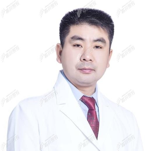 洛阳孔繁荣整形周先华院长