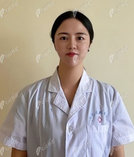 苏州乐桥皮肤疤痕胎记科名气比较大的医生邹芳