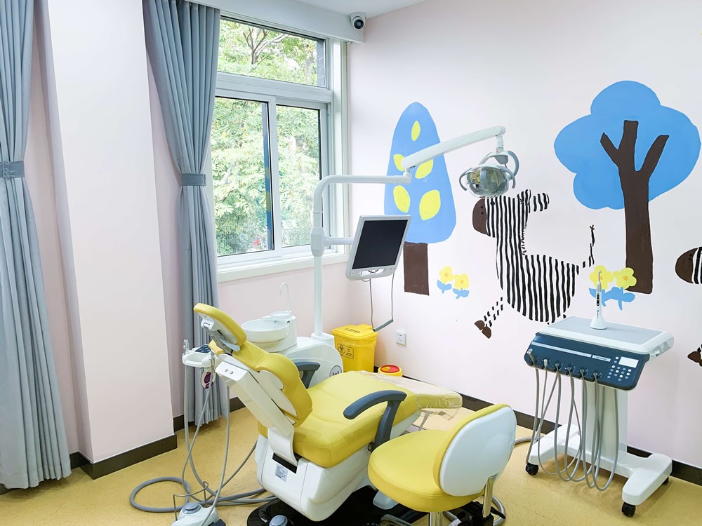 郑州赛雯口腔门诊部儿牙诊疗室