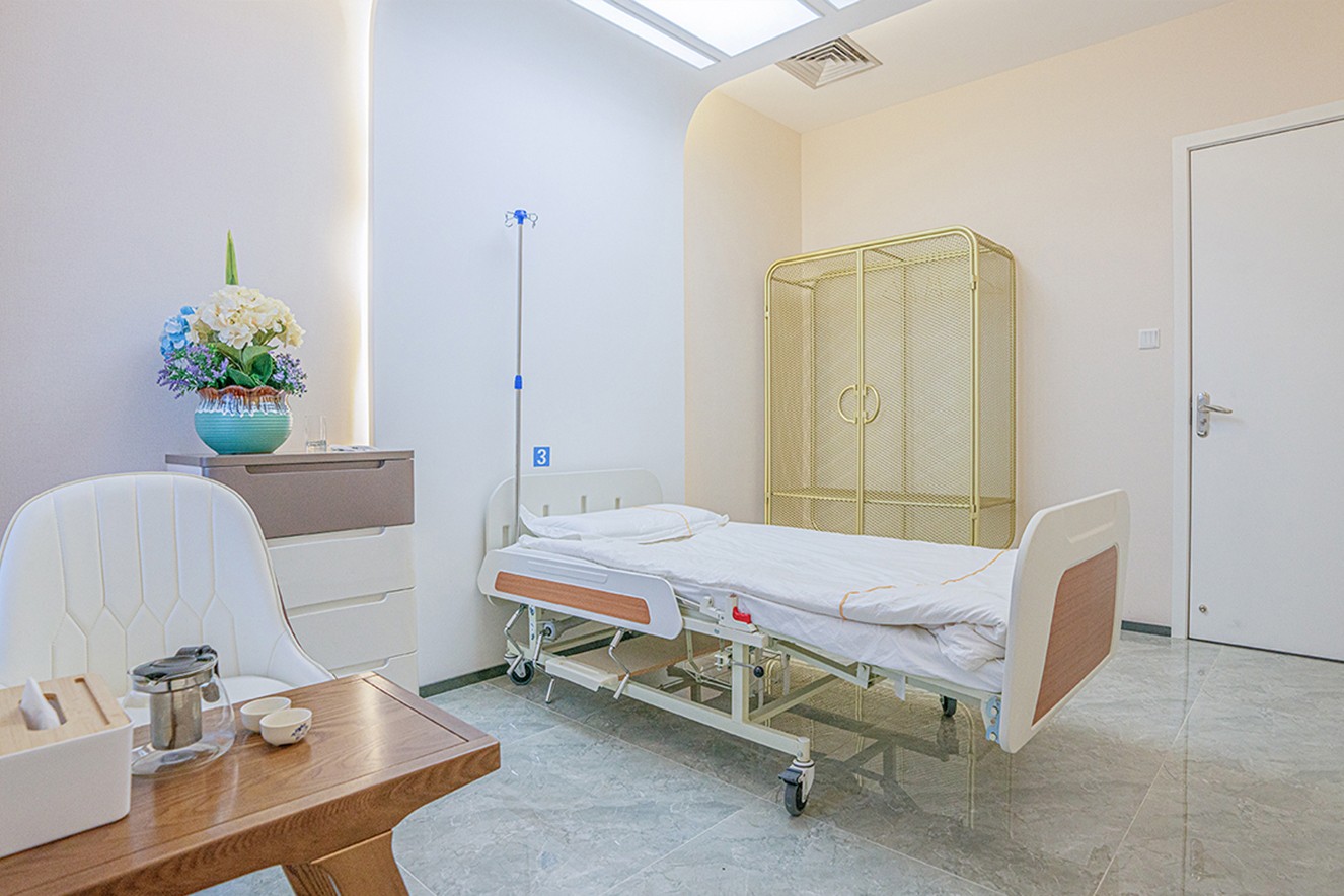 成都美辰星耀医疗美容门诊部病房