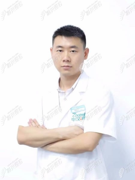 宜昌中汉牙科诊所李长江医生