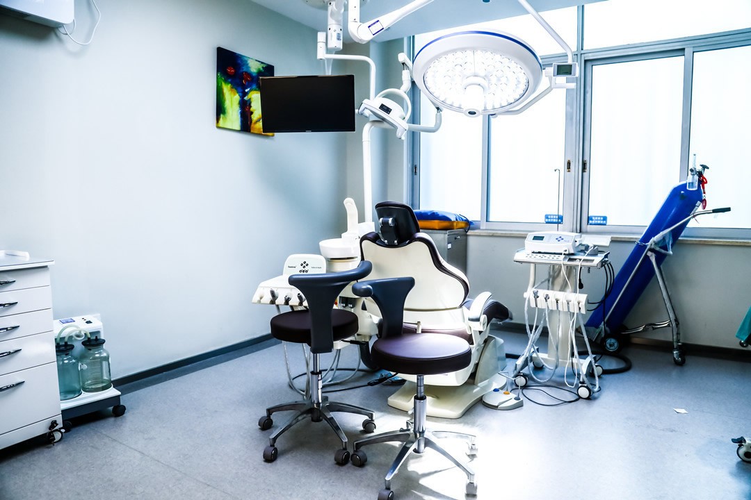 福州福能海峡口腔医院种植牙诊疗室