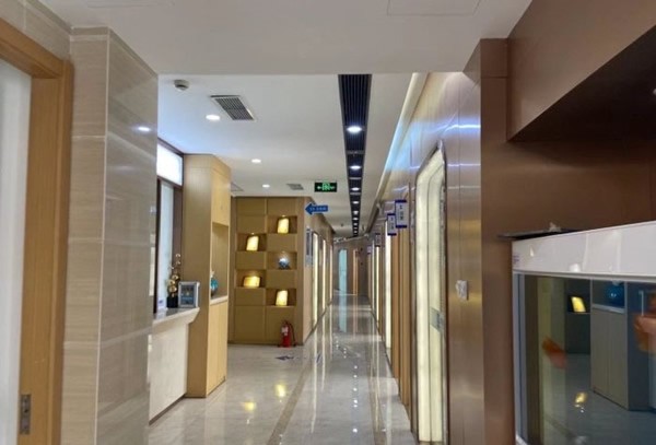 上海大麦微针植发医院走廊