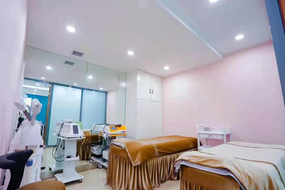 哈尔滨双燕医疗美容门诊部激光诊疗室