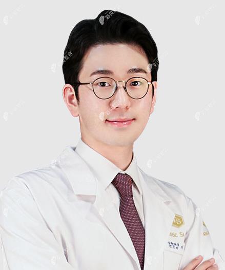 韩国TS整形外科医院池昇烈