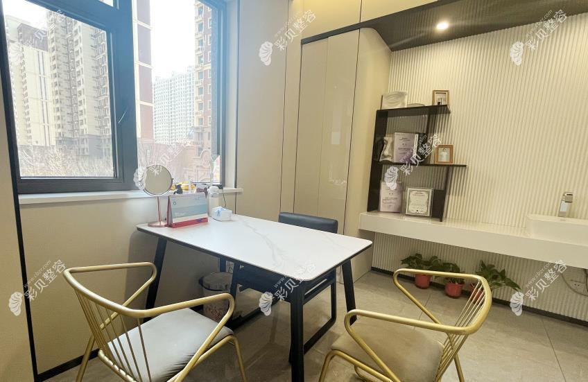 石家庄喜盟荟医疗美容门诊部面诊室