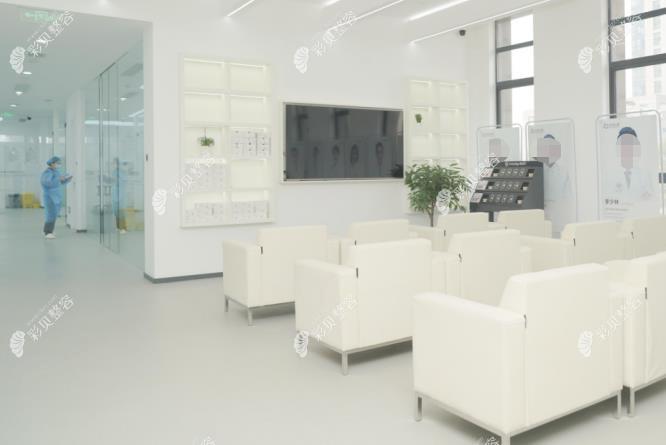 合肥佳冠口腔政务区店大厅环境