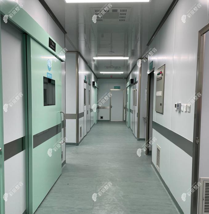 呼和浩特亚太医疗美容医院手术室走廊