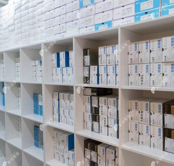 重庆当代医院口腔科正畸室