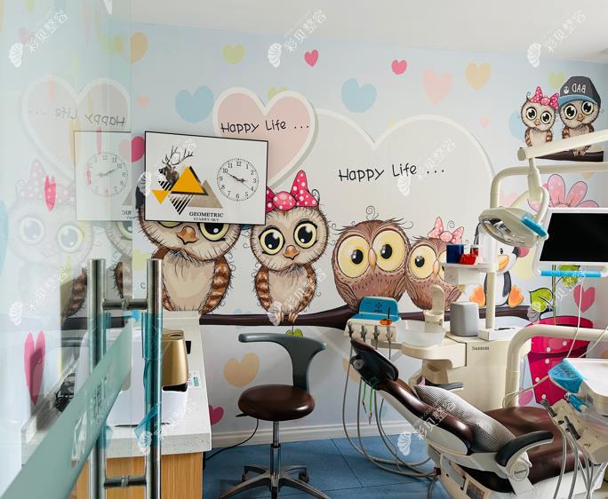 秦皇岛锐博口腔诊所治疗室环境